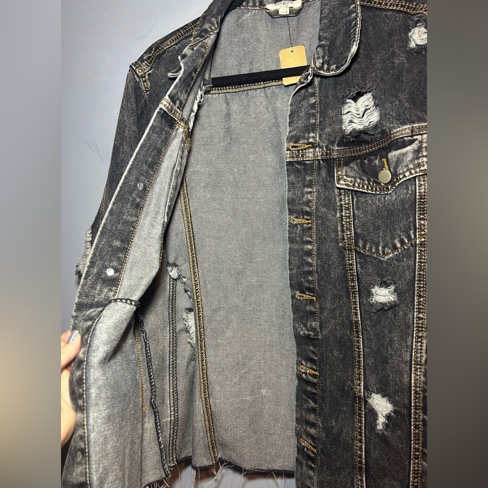 Umgee destructed Jean jacket, small, new! - Picture 8 of 8